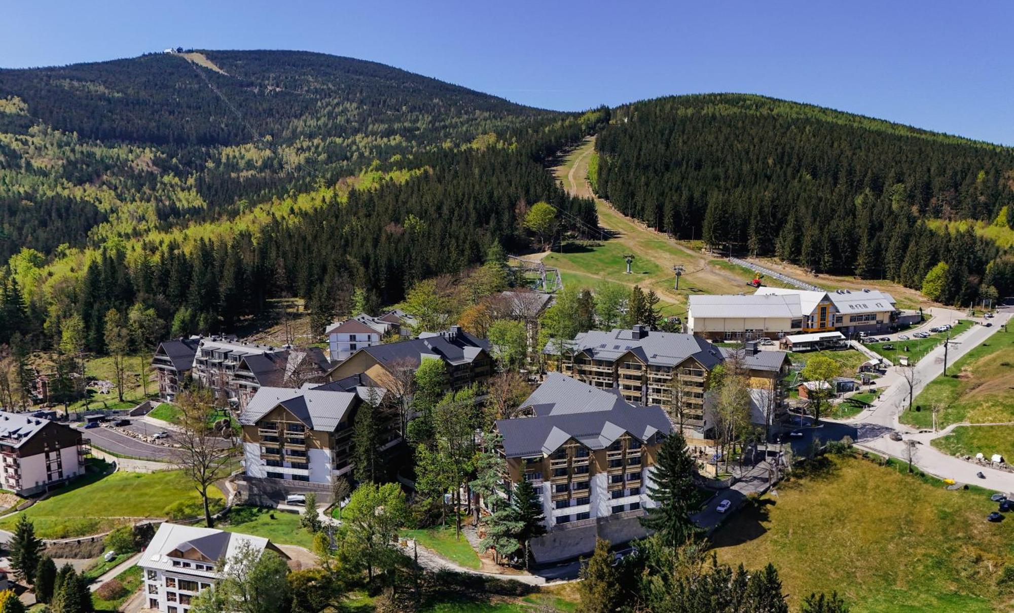 Forest Park Resort & Spa Świeradów-Zdrój エクステリア 写真